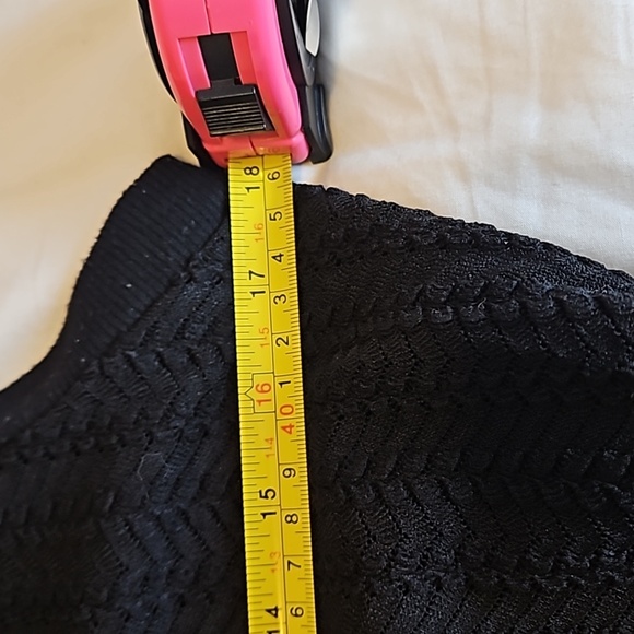 🩴Black Crop Sweater Vest Size L - Picture 7 of 7